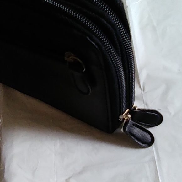 Ladies Wallet - Picture 12 of 12